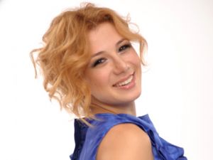Новости: Керчанка Ирина Розенфельд стала финалисткой шоу "Украина слезам не верит"