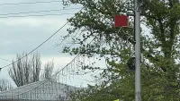 Въезд на Митридат украшают праздничной светящейся символикой