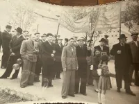 Новости » Общество: С праздником Весны и Труда, керчане!