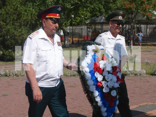 Новости » Общество: Сегодня в Керчи отмечают день ВМФ России