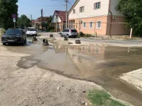 После переподключения водовода в Керчи продолжаются порывы