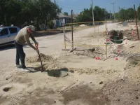 Новости » Коммуналка: В поселке Капканы готовят траншеи под укладку нового водовода на второстепенных улицах