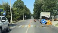 Новости » Общество: На Вокзальном шоссе демонтируют еще один «лежачий полицейский»