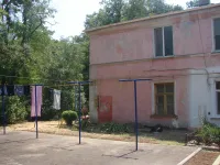 Новости » Общество: Финиширует благоустройство керченских дворов по Суворова 19 и 21