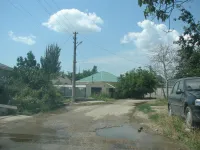 Жильцы частного сектора района Лоцманской в Керчи третьи сутки сидят без воды