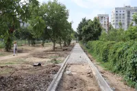 Новости » Общество: В Керчи благоустраивают аллею к школе №26