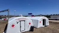 На автоподходах к Крымскому мосту установили пункты оказания помощи ожидающим очереди