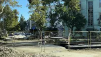 Новости » Общество: На Борзенко уже несколько недель керчане не видят рабочих