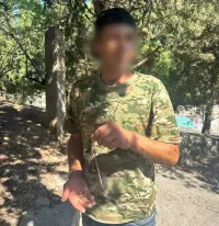 В Крыму со спящей туристки из Москвы сняли ювелирные украшения