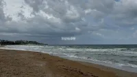 Новости » Криминал и ЧП: Туристку из Москвы в Крыму унесло в море на четыре километра от берега на сап-доске