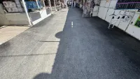 На рынке в Керчи заасфальтировали часть дороги