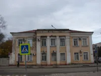 Новости » Общество: Административное здание горбольницы №1 в Керчи нуждается в ремонте