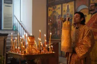 Новости » Общество: В День Святого Николая Керчь посетил митрополит Тихон