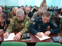 Новости » Общество: Сегодня в Керчи писали диктант Победы