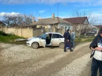 Должник набросился на сотрудника КРЭС во время его отключения от электроснабжения