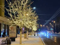 Новости » Общество: Улица Кирова стала волшебной благодаря праздничной иллюминации