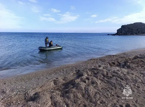 В Ленинском районе в море ищут пропавших рыбаков