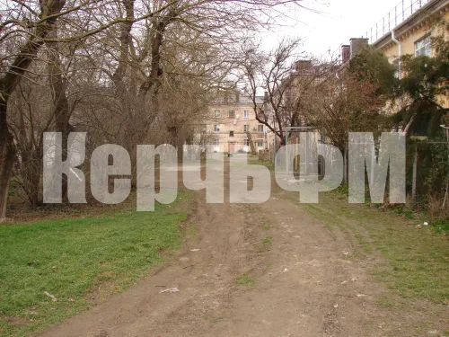 В большой квартал района Войкова в Керчи идет долгожданное благоустройство