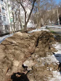 Новости » Общество: Вдоль аллеи за домом по Сморжевского, 3 в Керчи установят новые фонари