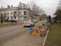 В Керчи по улице Свердлова продолжаются работы по устройству ливневой канализации