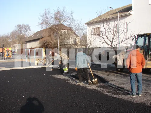 Во дворе МКД по Казакова, 51 в Керчи завершается благоустройство