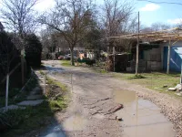 Новости » Общество: Благоустройство двора дома по Суворова, 17 в Керчи может не состояться