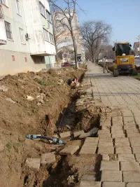 Вдоль улицы Кирова в Керчи делают новый тротуар от улицы Андрея Первозванного до Казакова