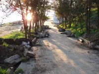 Зона отдыха Сморжевского в Керчи: работы по благоустройству опять замерли