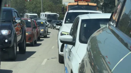 На Горьковском мосту образовался затор