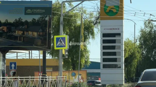 На некоторых АЗС в Керчи сегодня появилось топливо