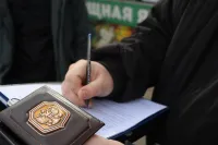 Новости » Криминал и ЧП: Керчане возмущены незаконной торговлей продуктами