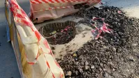 Новости » Общество: Водителей на улице Кирова поджидает большая яма