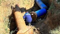 Новости » Коммуналка: В Керчи из-за переподключения абонентов на новый водовод люди останутся без воды до утра
