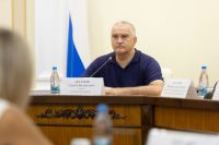 Новости » Общество: Сергей Аксёнов распорядился завершить в муниципалитетах работы по озеленению в срок до начала октября
